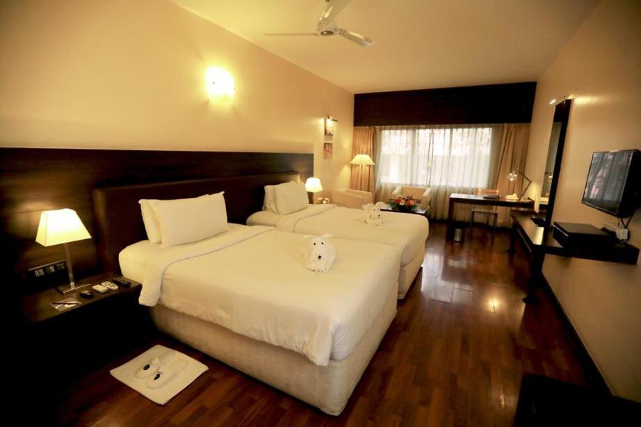 Hotel The Woodrose Bangalore Exterior foto