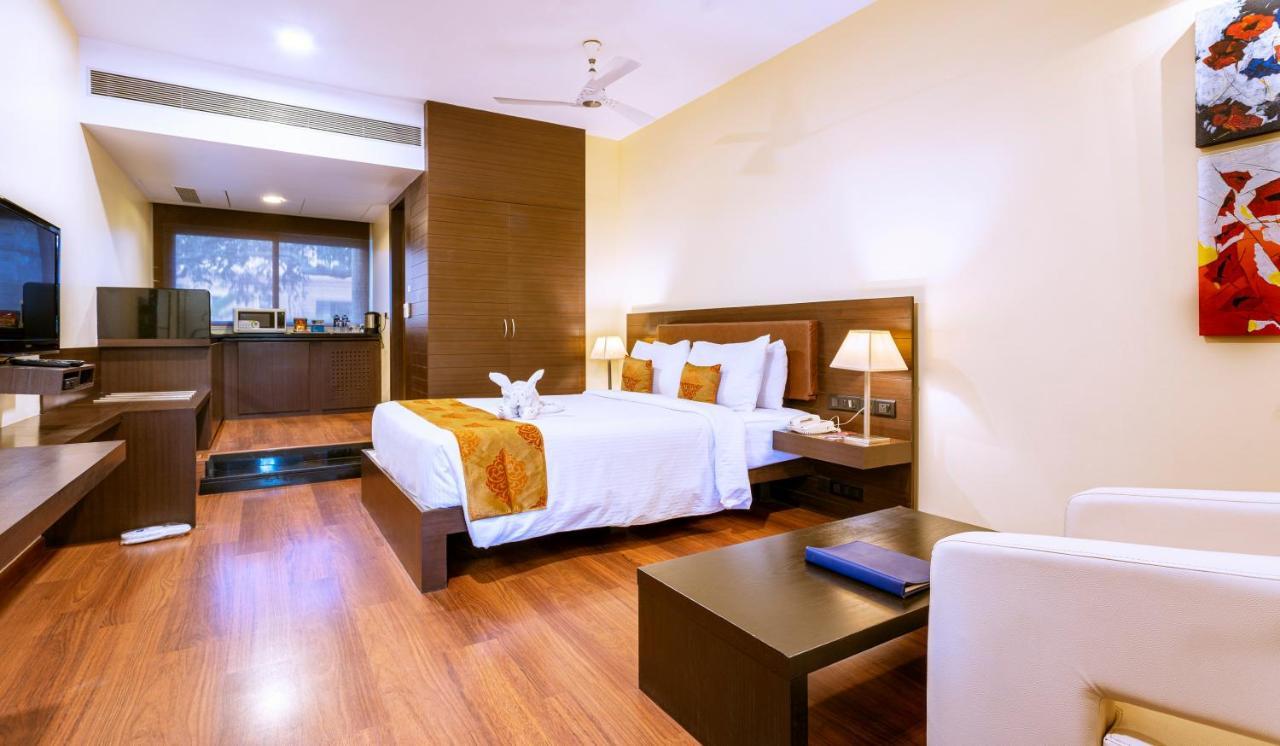 Hotel The Woodrose Bangalore Exterior foto